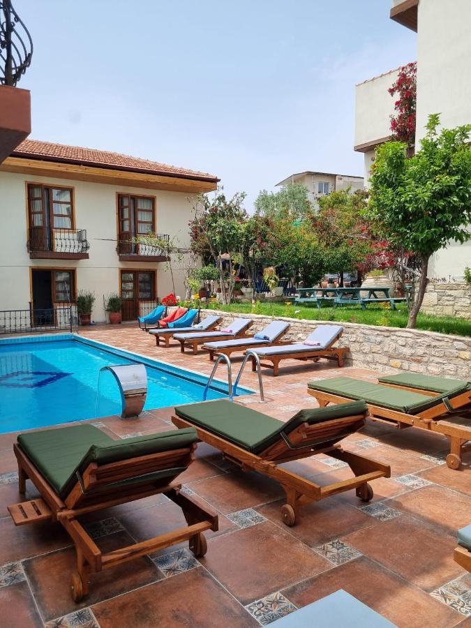 Kusadasi Sezgins Boutique Rooms Extérieur photo